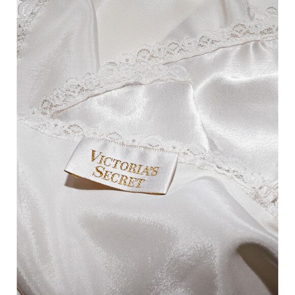 Vintage Victoria’s Secret White Lace Camisole Gold Label Lingerie - Picture 3 of 4